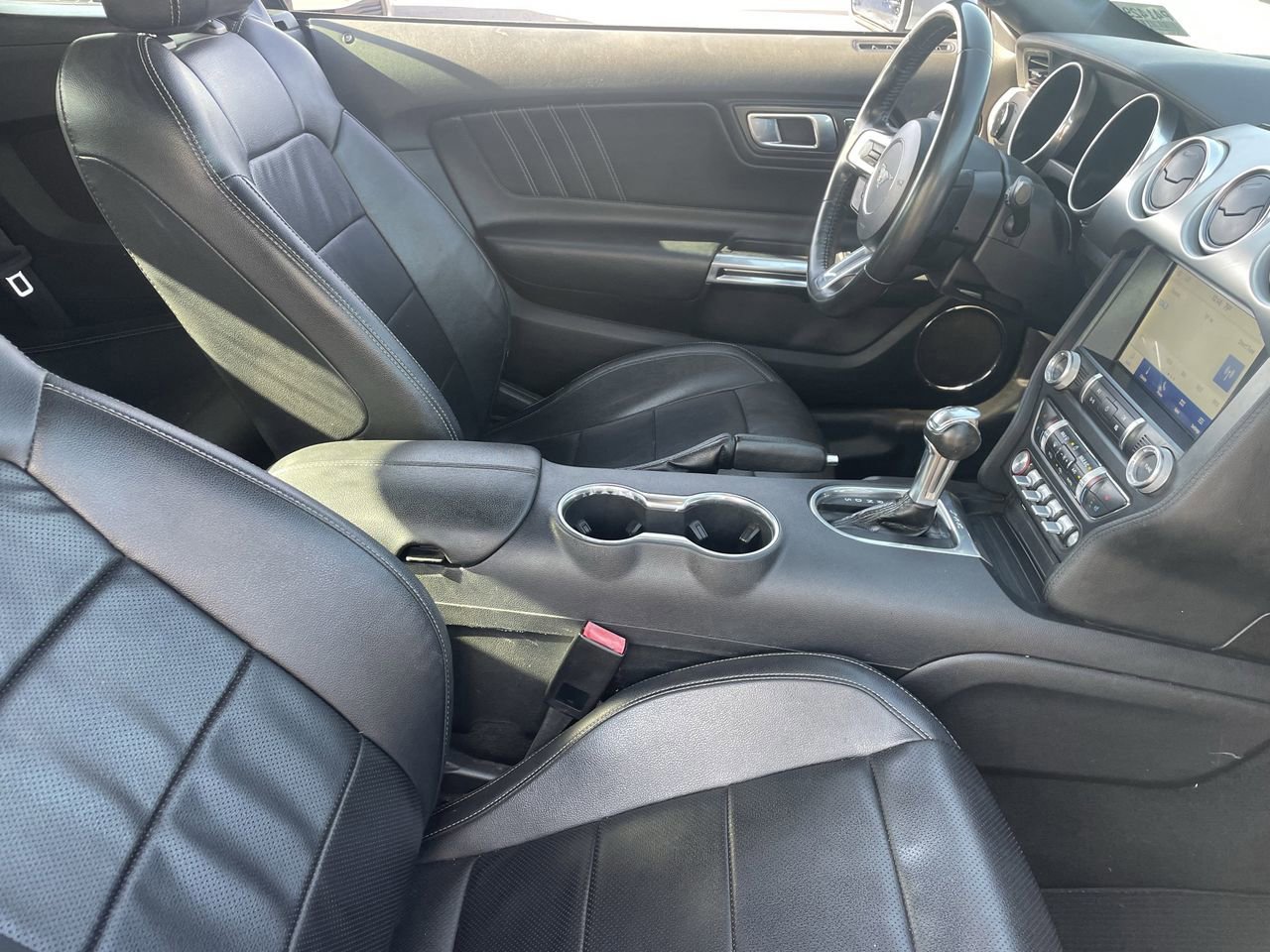 Certified 2022 Ford Mustang Premium image 12