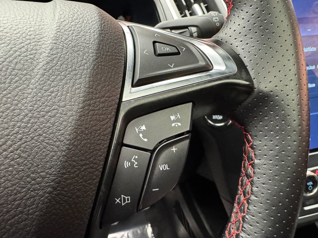 Certified 2023 Ford Edge ST-Line AWD/4WD image 19