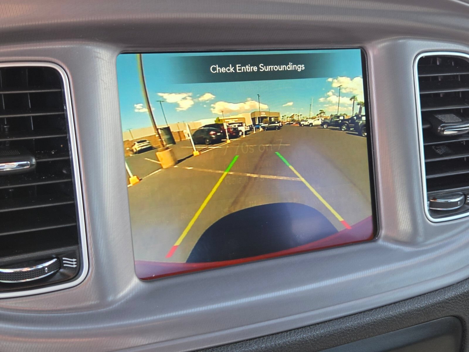 Used 2023 Dodge Charger SXT RWD image 21