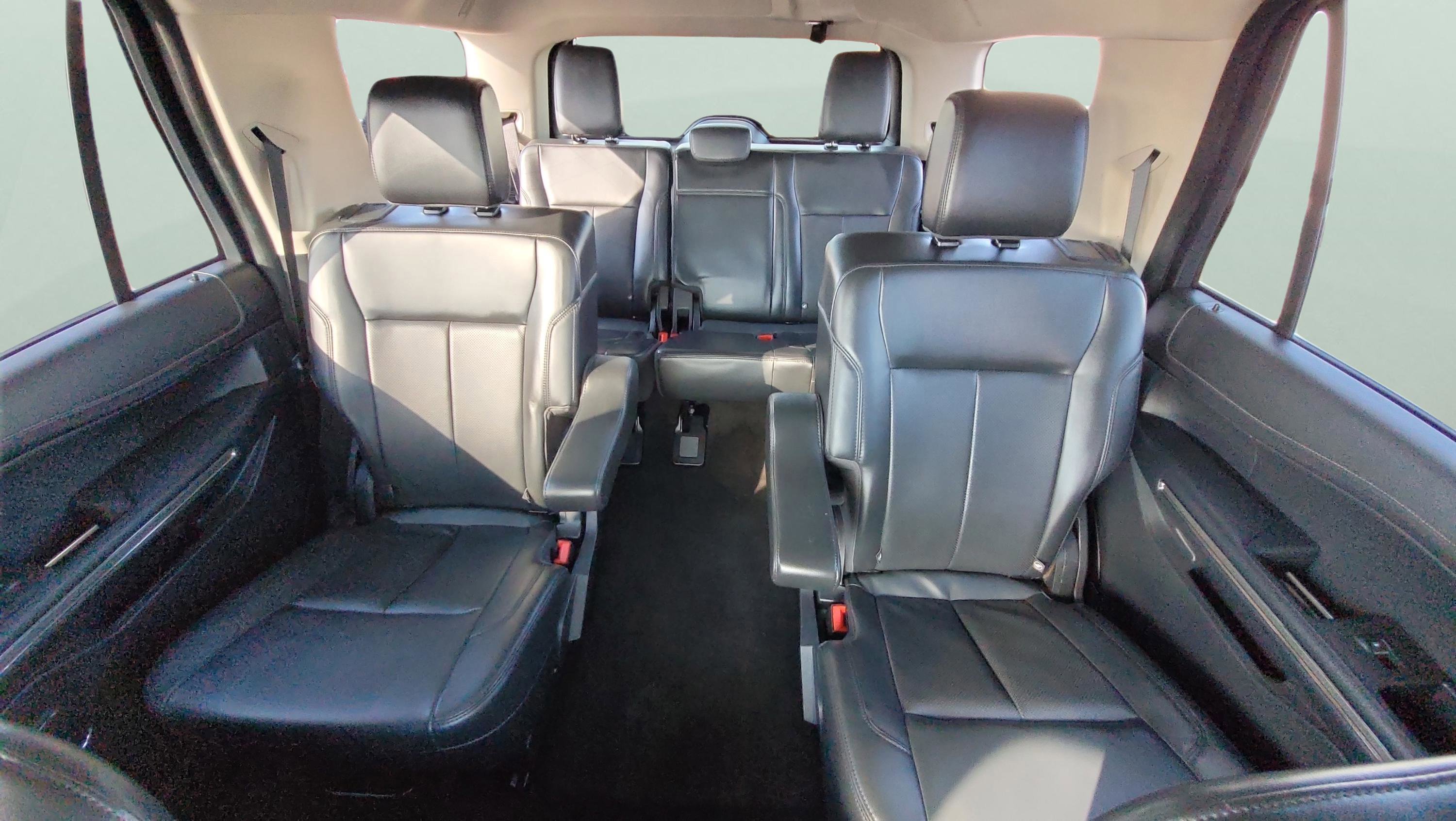 Certified 2022 Ford Expedition XLT image 17