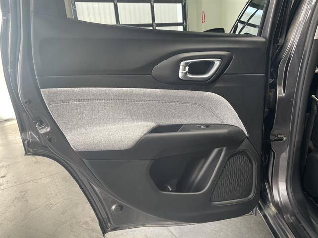 Used 2022 Jeep Compass Latitude AWD/4WD image 23