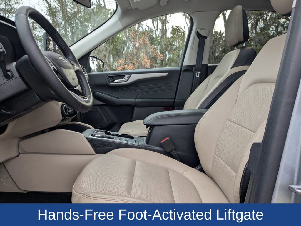 Certified 2022 Ford Escape SEL w/ Technology Package image 15