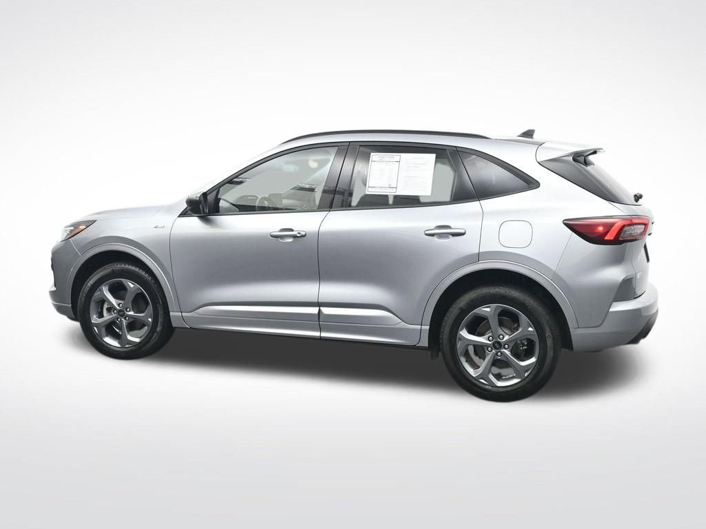 Certified 2024 Ford Escape ST-Line AWD/4WD image 10