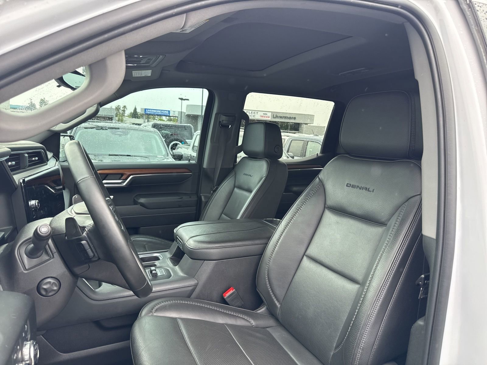 Used 2023 GMC Sierra 1500 Denali w/ Denali Reserve Package AWD/4WD image 15