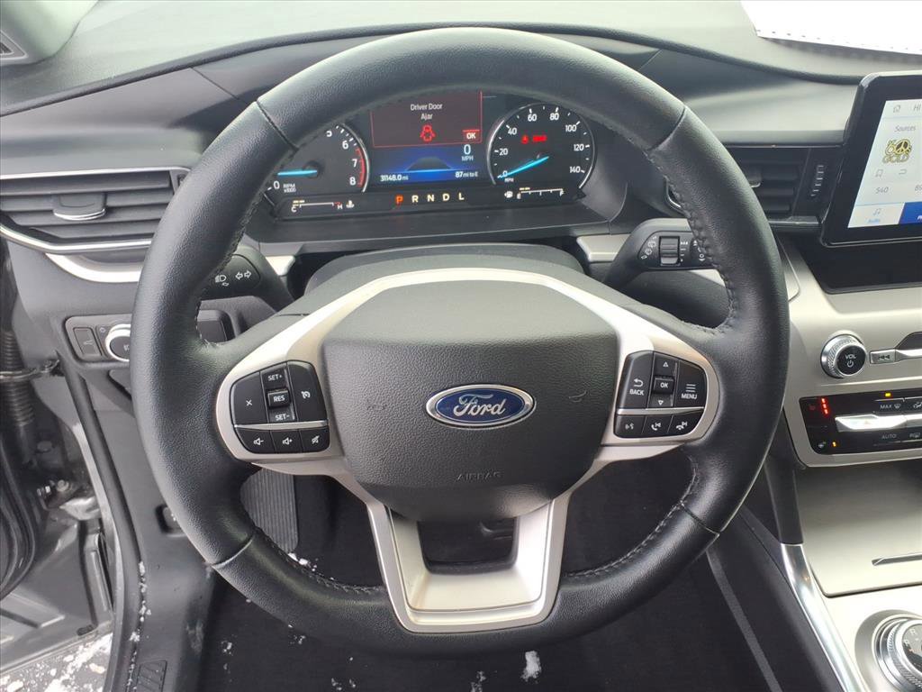 Certified 2023 Ford Explorer XLT w/ Equipment Group 202A image 15