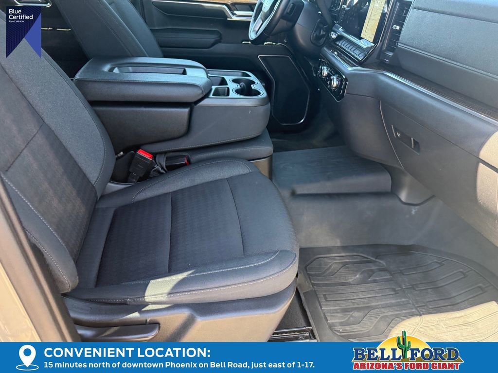 Used 2022 GMC Sierra 1500 Elevation w/ LPO, Elevation Black Package image 7