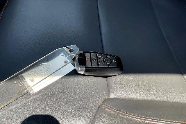 Certified 2025 Ford Expedition Active AWD/4WD image 35