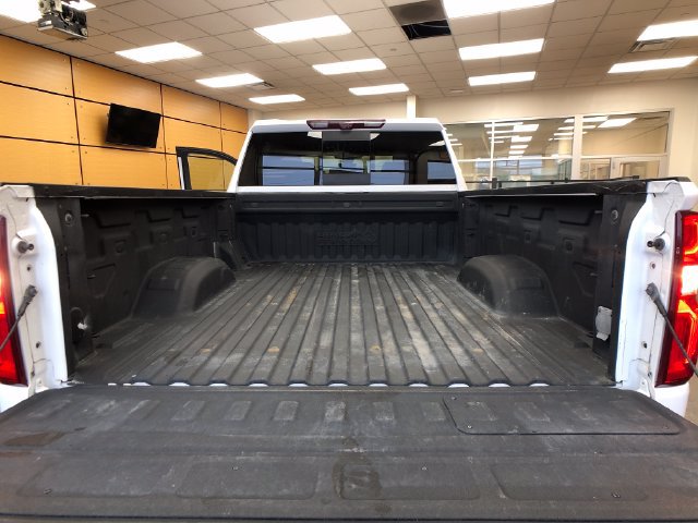Used 2022 Chevrolet Silverado 2500 High Country w/ Technology Package AWD/4WD image 21