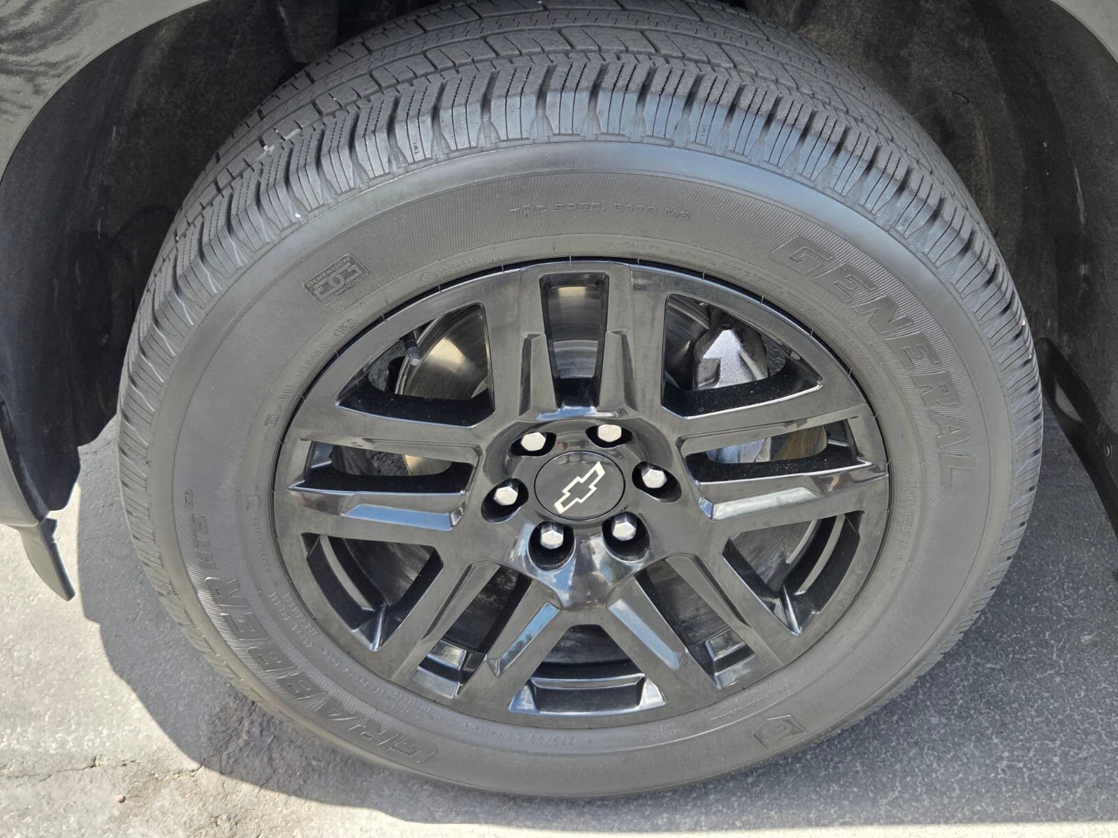 Used 2023 Chevrolet Silverado 1500 Custom RWD image 9