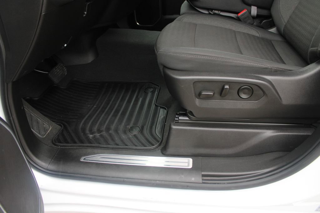 Used 2025 Chevrolet Silverado 2500 LT w/ Safety Package image 10