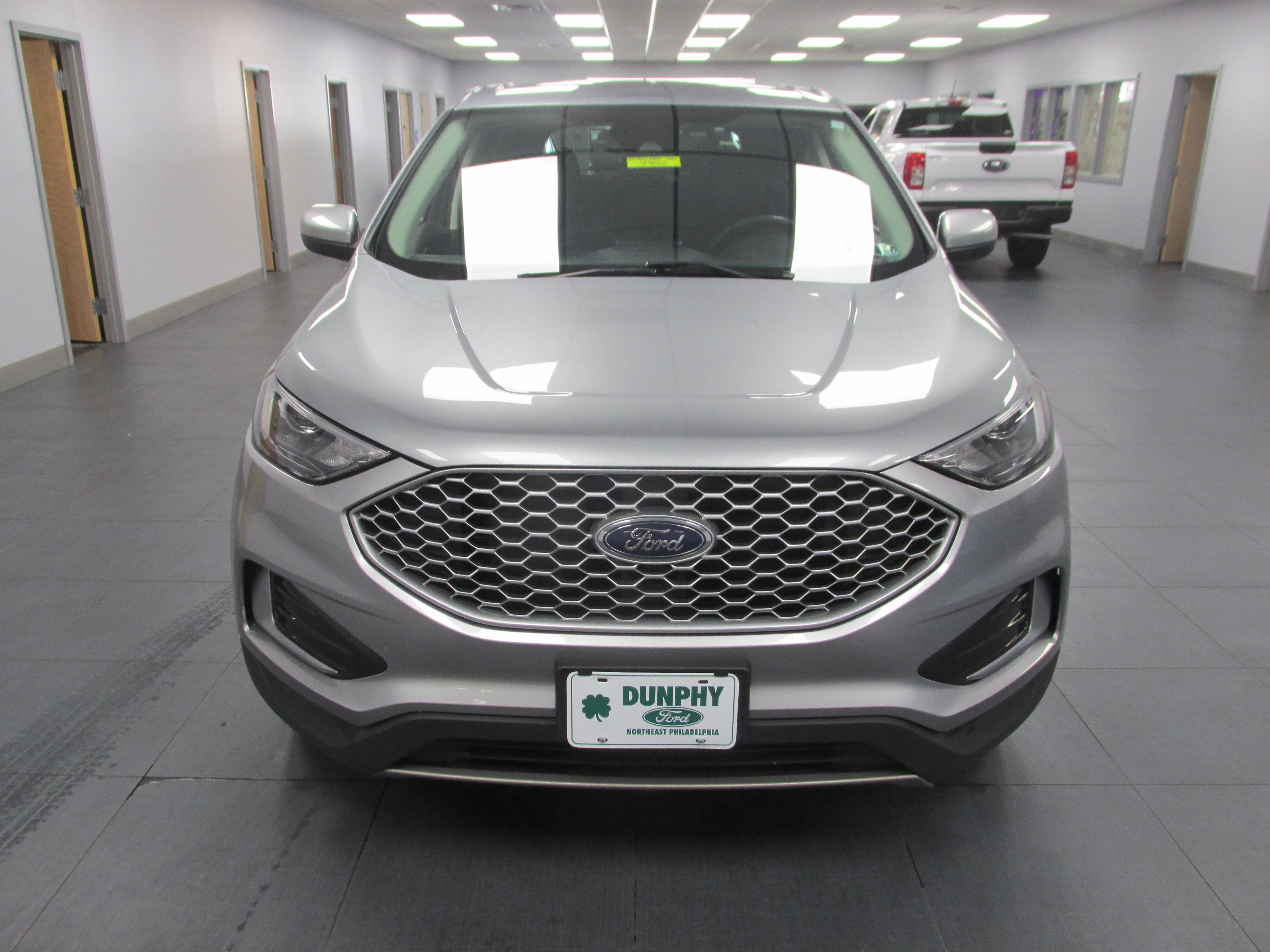 Certified 2024 Ford Edge SEL AWD/4WD image 2