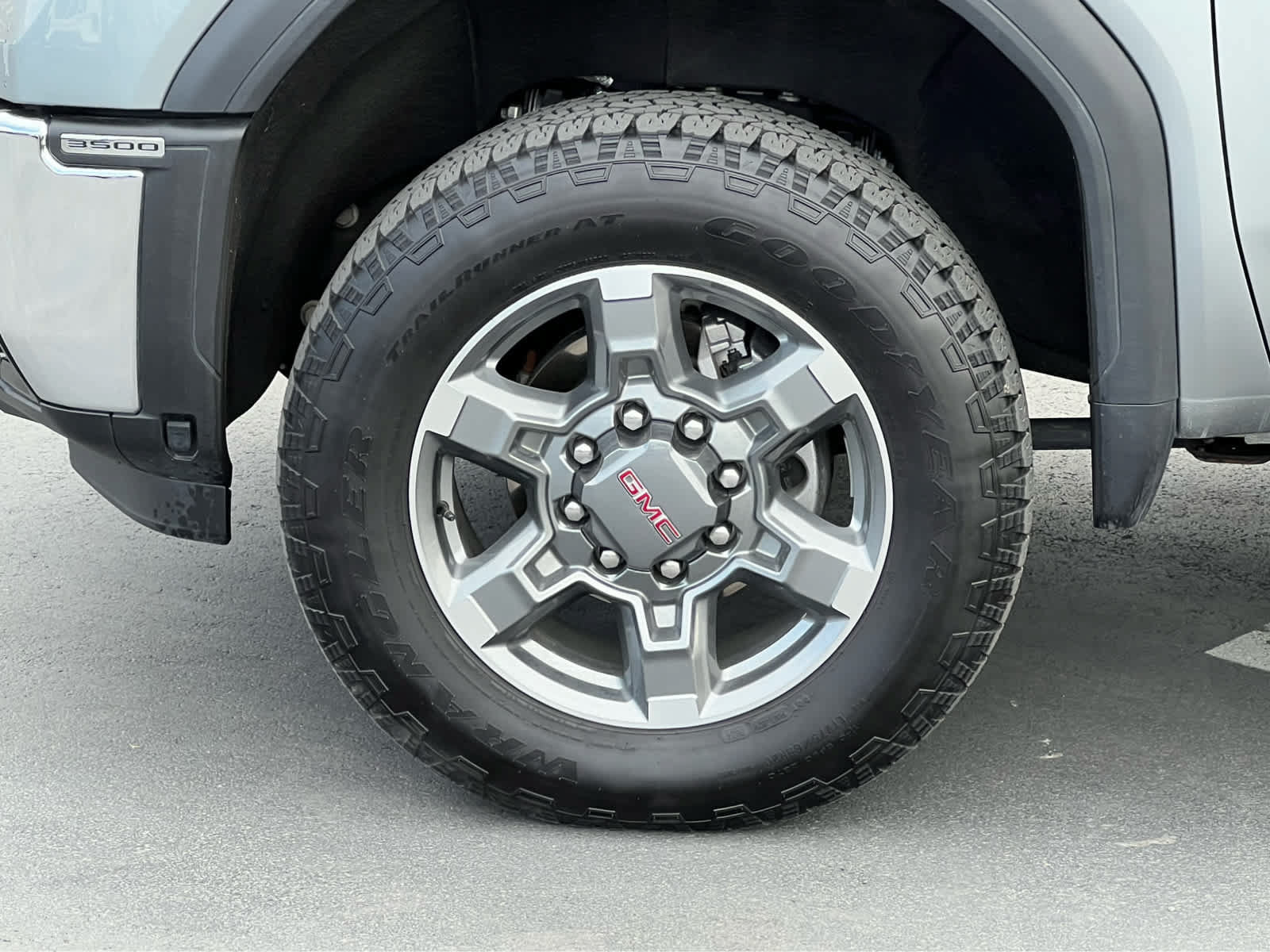 Used 2025 GMC Sierra 3500 SLT AWD/4WD image 14