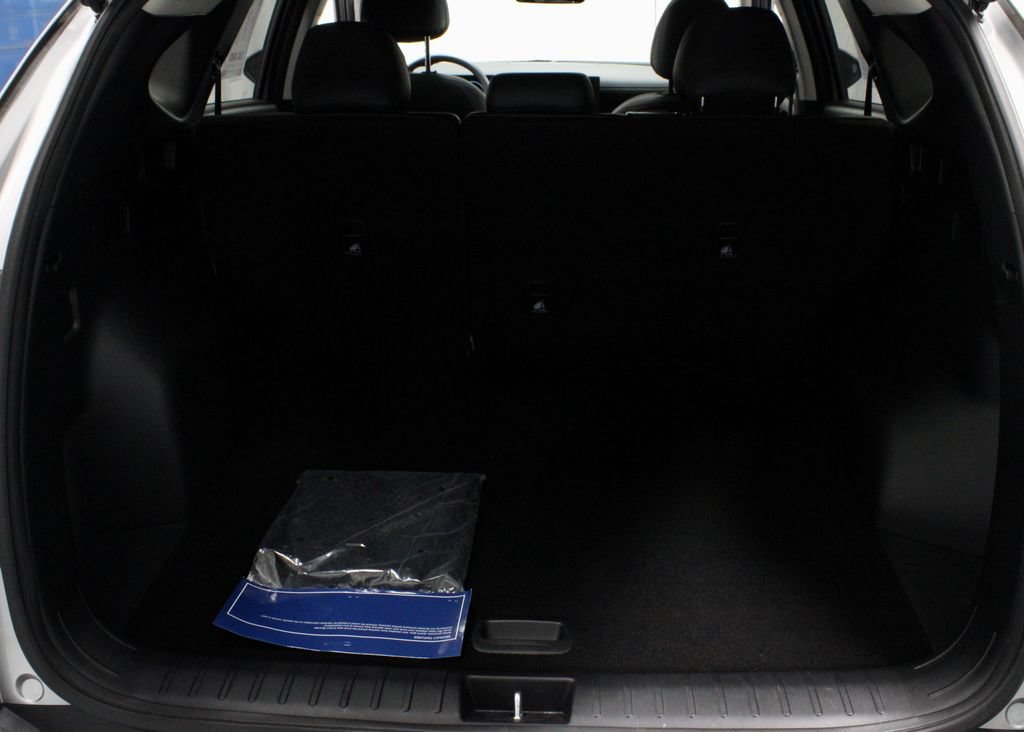 Used 2025 Hyundai Tucson SEL AWD/4WD image 14