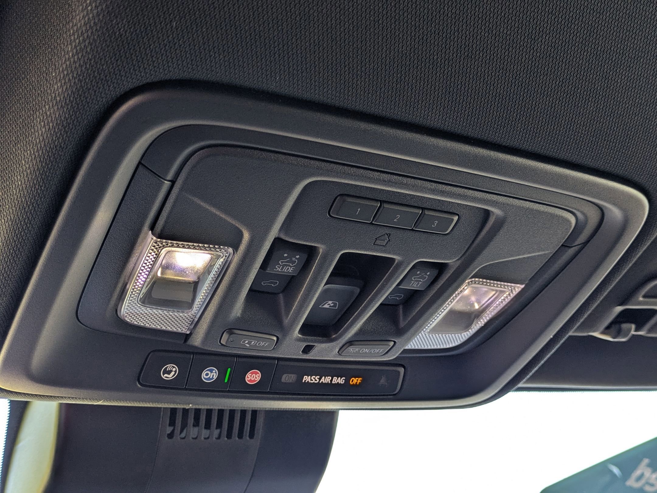 Used 2024 Chevrolet Silverado 1500 ZR2 w/ Technology Package image 26