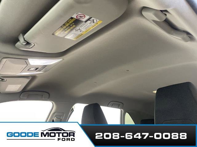 Used 2022 Toyota RAV4 LE AWD/4WD image 16
