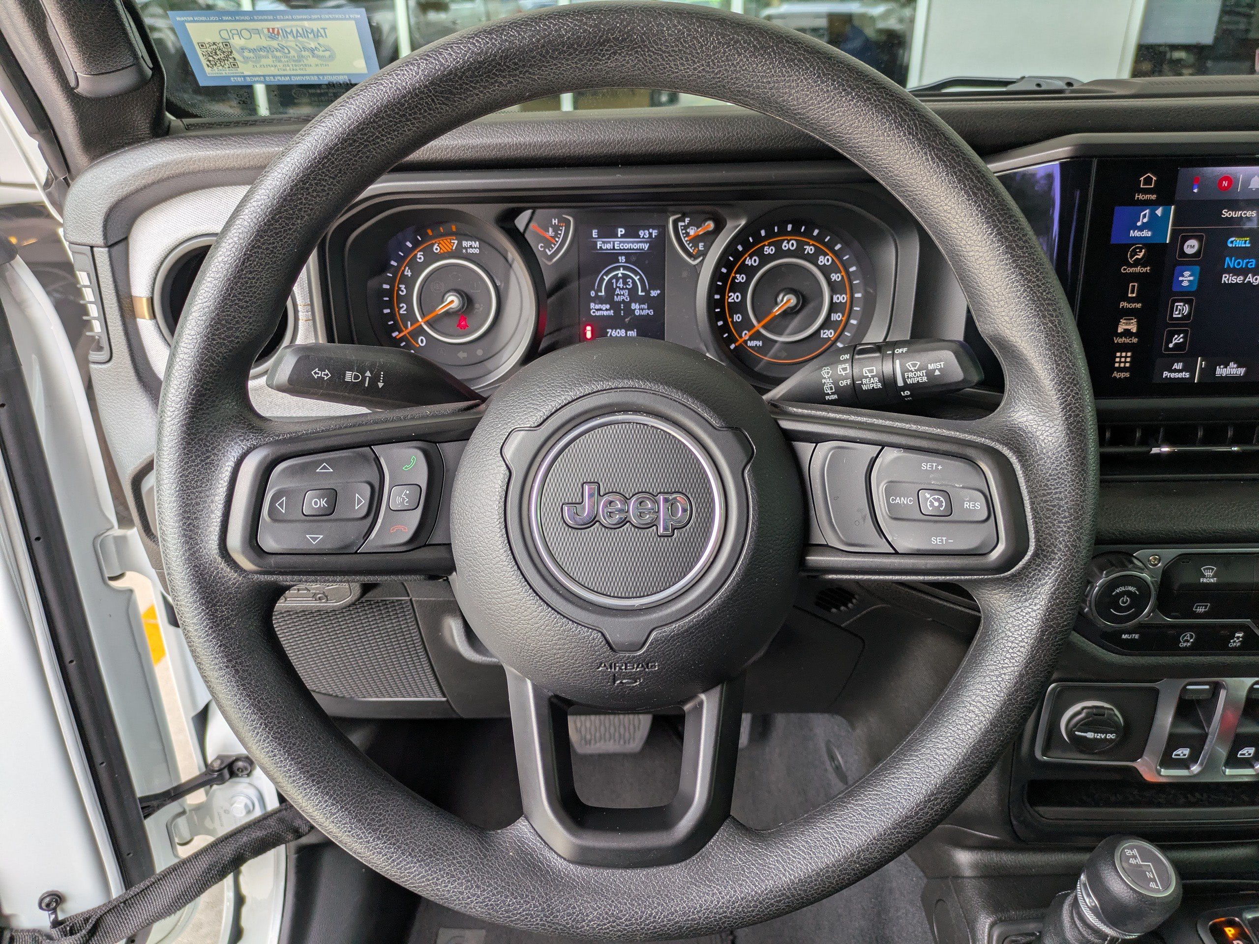 Used 2025 Jeep Wrangler Sport AWD/4WD image 18