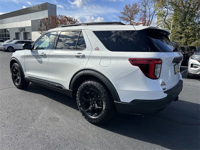 Certified 2022 Ford Explorer Timberline image 3