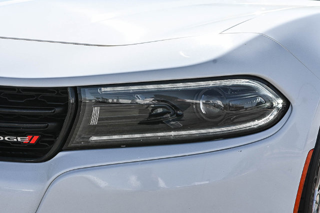 Used 2023 Dodge Charger SXT RWD image 4