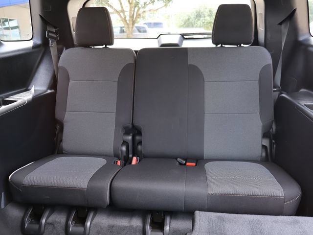 Used 2020 Chevrolet Traverse LT FWD image 11