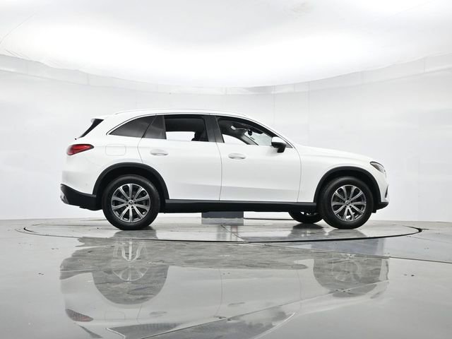 Used 2024 Mercedes-Benz GLC 300 image 30