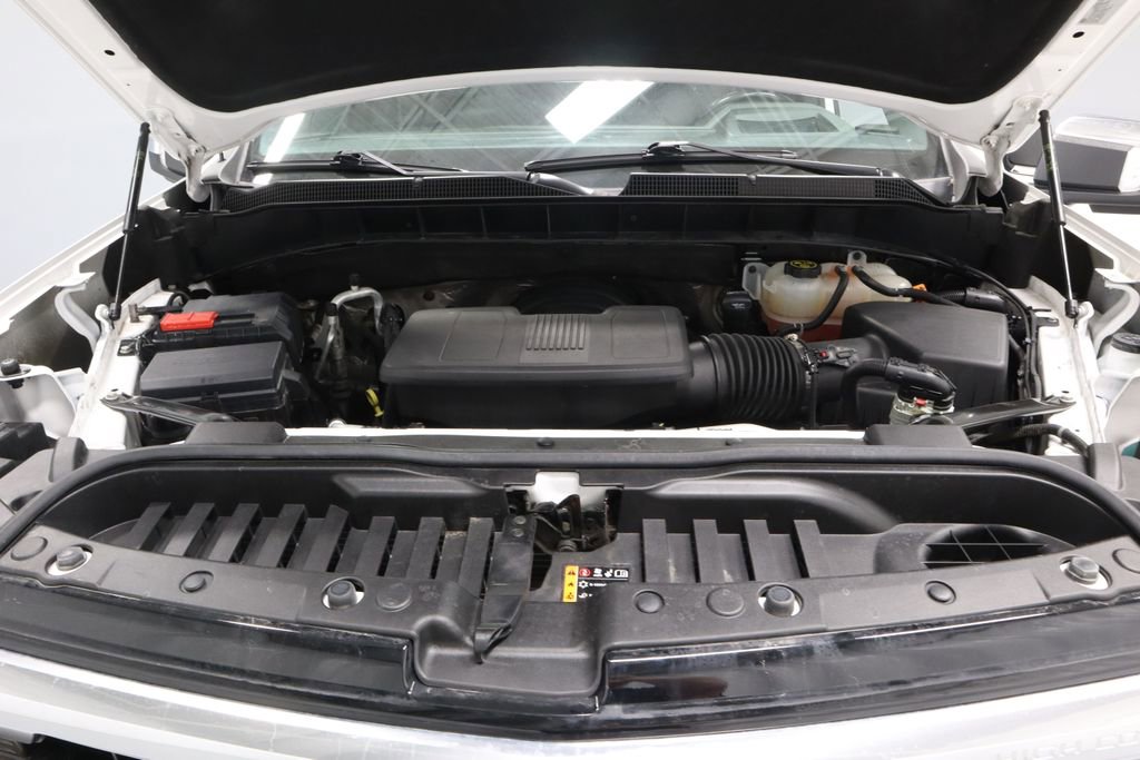 Used 2022 Chevrolet Silverado 1500 High Country w/ High Country Premium Package AWD/4WD image 14