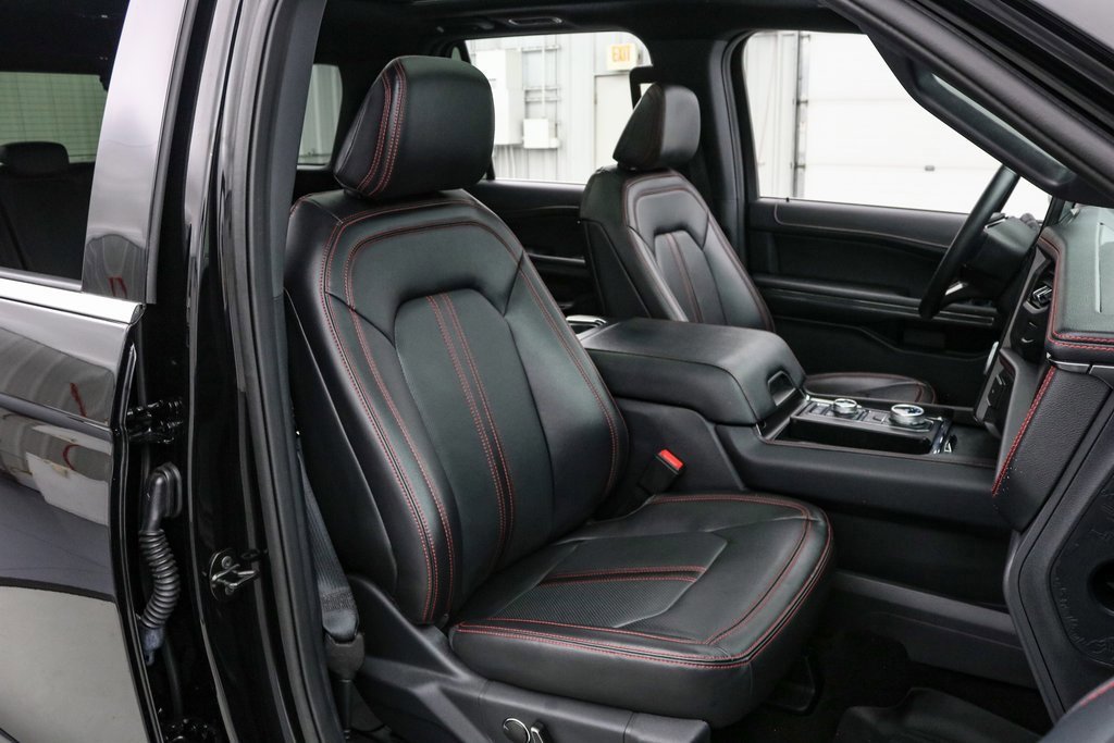 Certified 2022 Ford Expedition Limited w/ Equipment Group 304A image 26