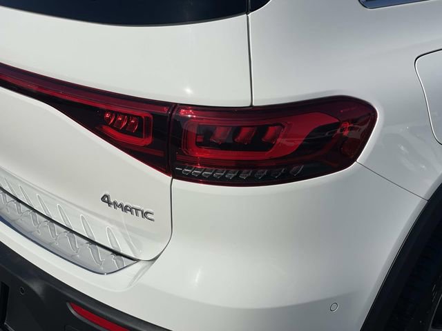 Used 2023 Mercedes-Benz EQB 300 4MATIC image 8