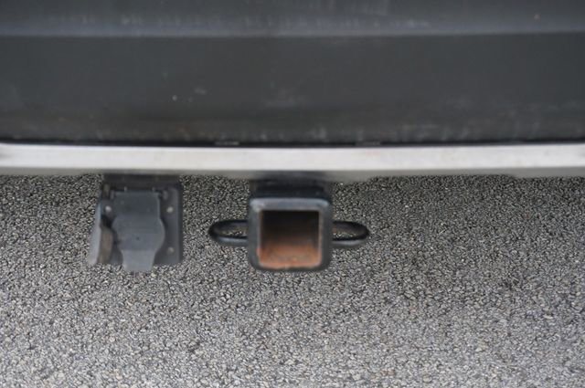 Certified 2022 Ford Explorer Limited w/ Equipment Group 301A image 16