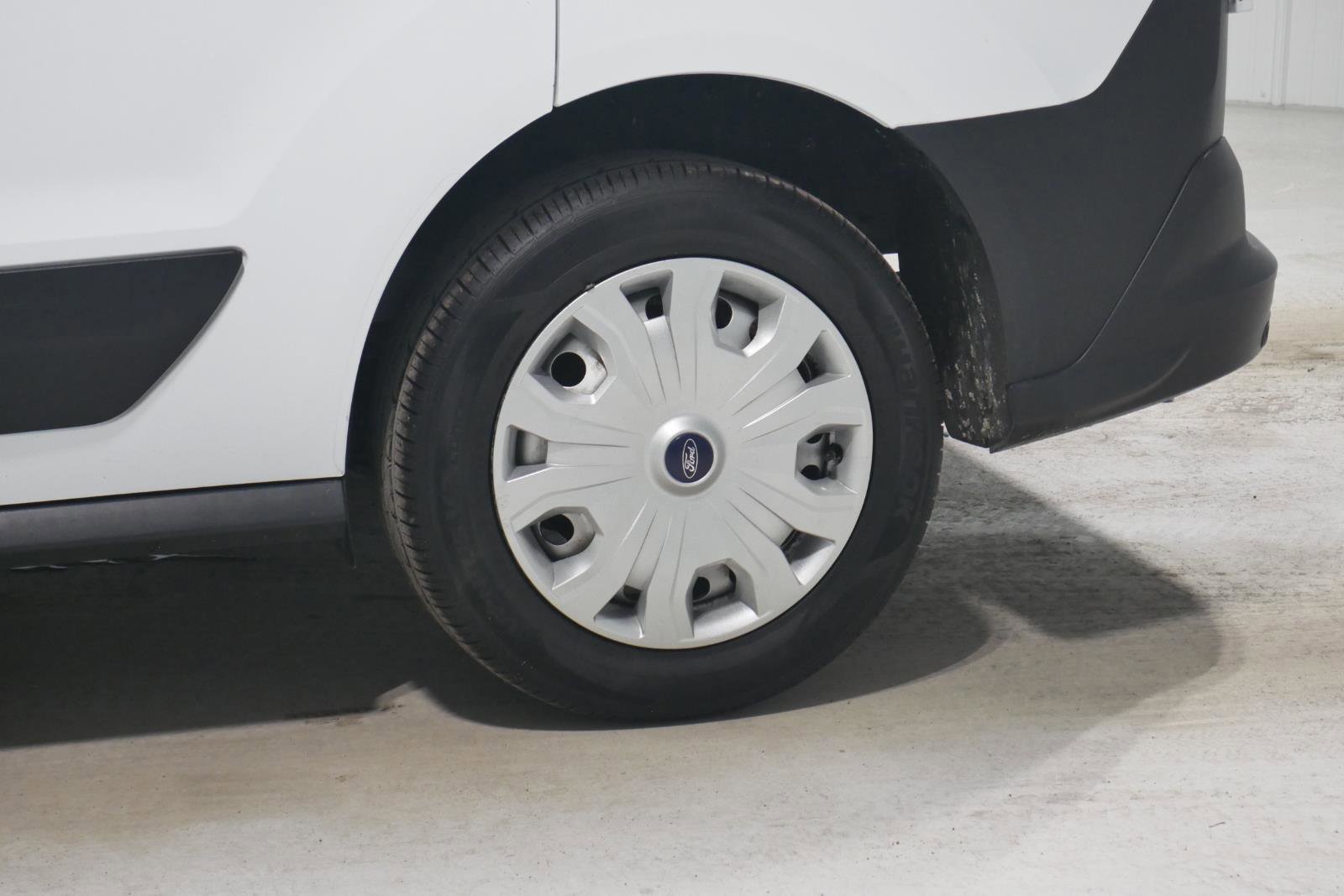 Certified 2019 Ford Transit Connect XL image 26