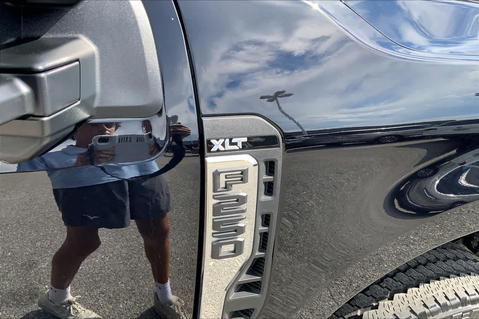 Certified 2025 Ford F250 XLT w/ 360-Degree Camera Package AWD/4WD image 10