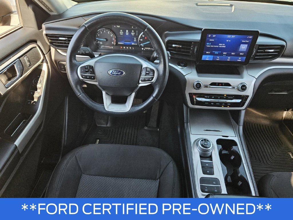 Certified 2022 Ford Explorer XLT RWD image 24