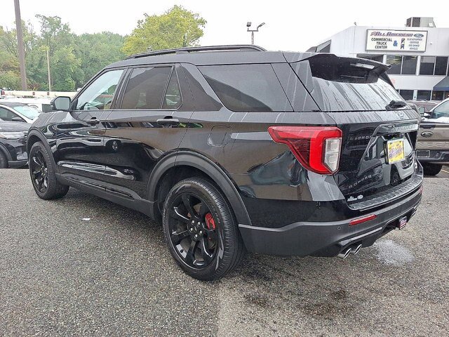 Certified 2024 Ford Explorer ST w/ Equipment Group 401A AWD/4WD image 6