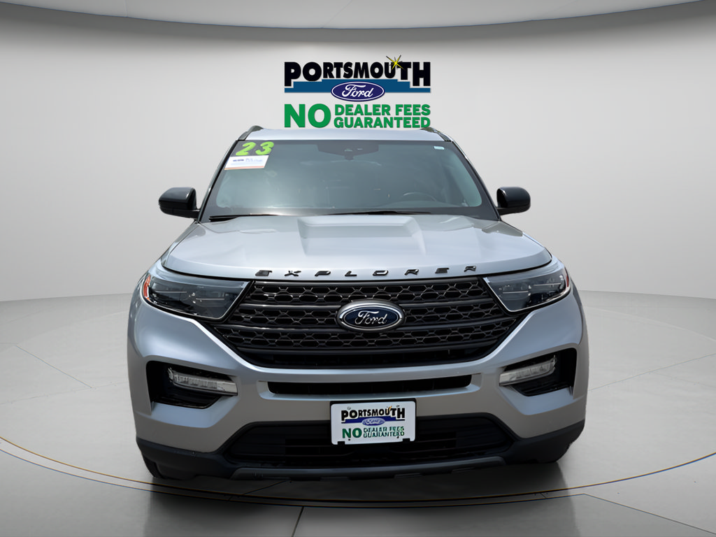 Certified 2023 Ford Explorer XLT w/ Equipment Group 202A AWD/4WD image 10