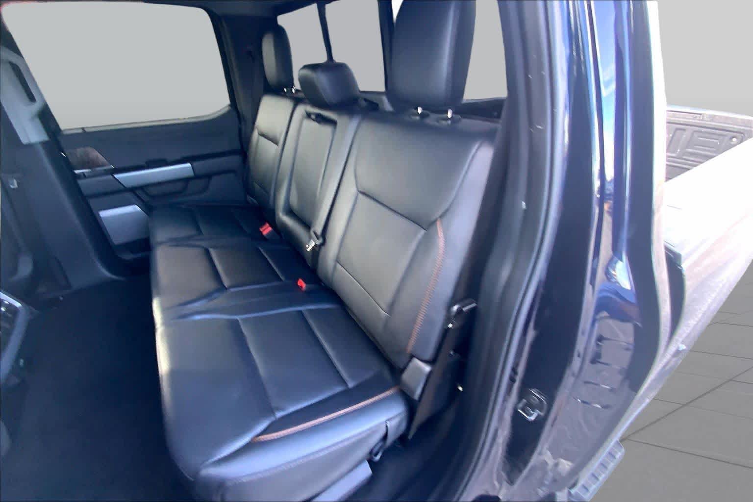 Certified 2025 Ford F250 Lariat w/ Lariat Ultimate Package AWD/4WD image 21