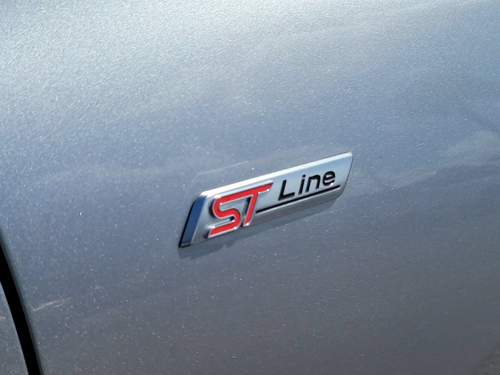 Certified 2024 Ford Escape ST-Line w/ Tech Pack #1 FWD image 6