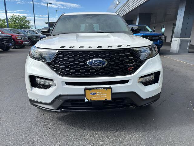 Certified 2022 Ford Explorer ST w/ Equipment Group 401A AWD/4WD image 2