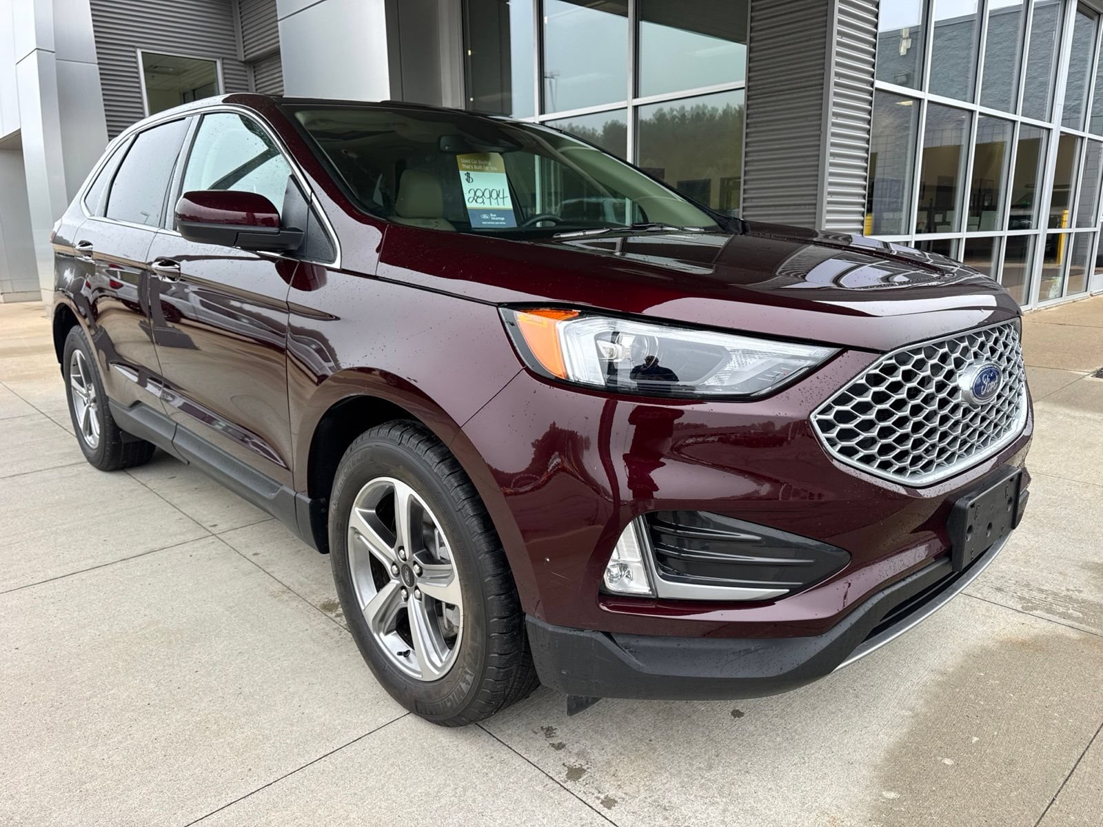 Certified 2024 Ford Edge SEL w/ Convenience Package AWD/4WD image 10