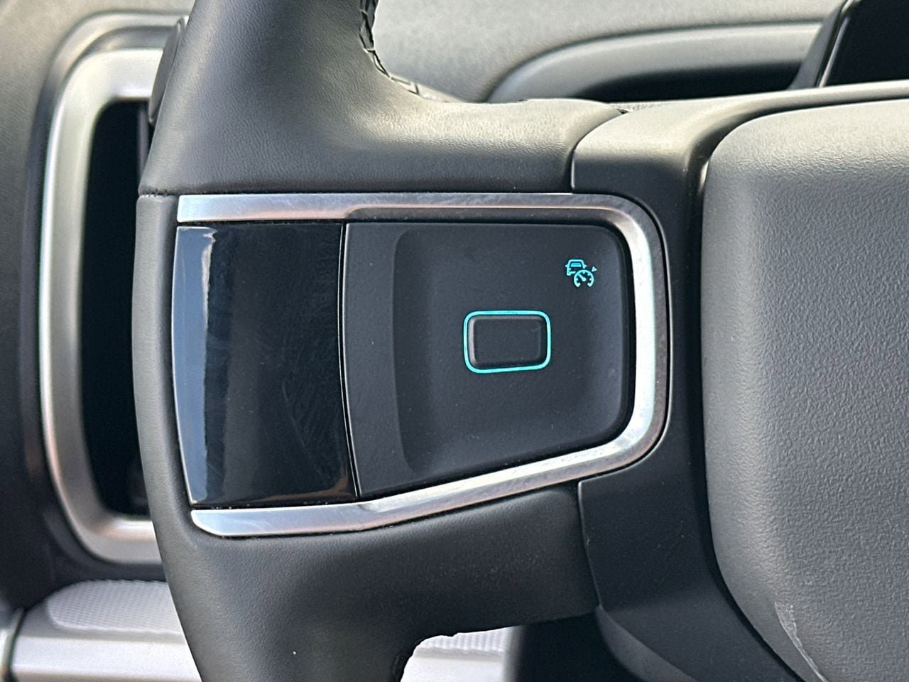 Certified 2025 Ford Expedition Active RWD image 27
