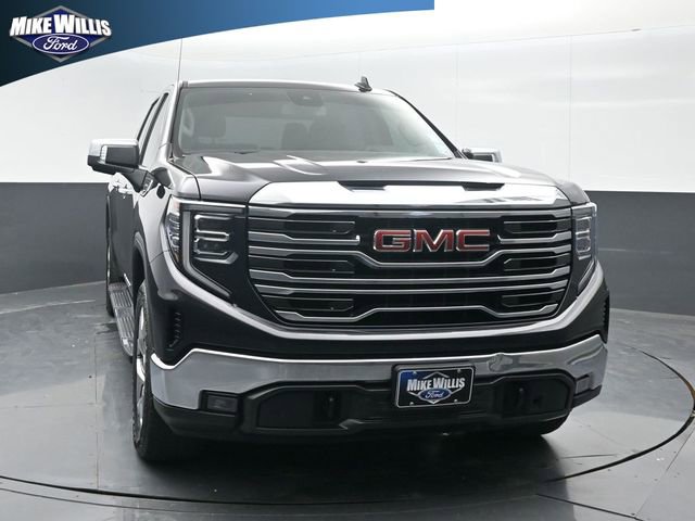 Used 2023 GMC Sierra 1500 SLT w/ SLT Premium Package AWD/4WD image 2
