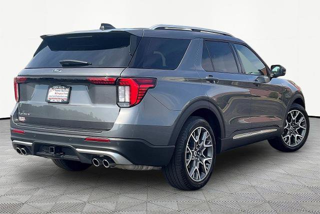 Certified 2025 Ford Explorer Platinum w/ Ultimate Package RWD image 11