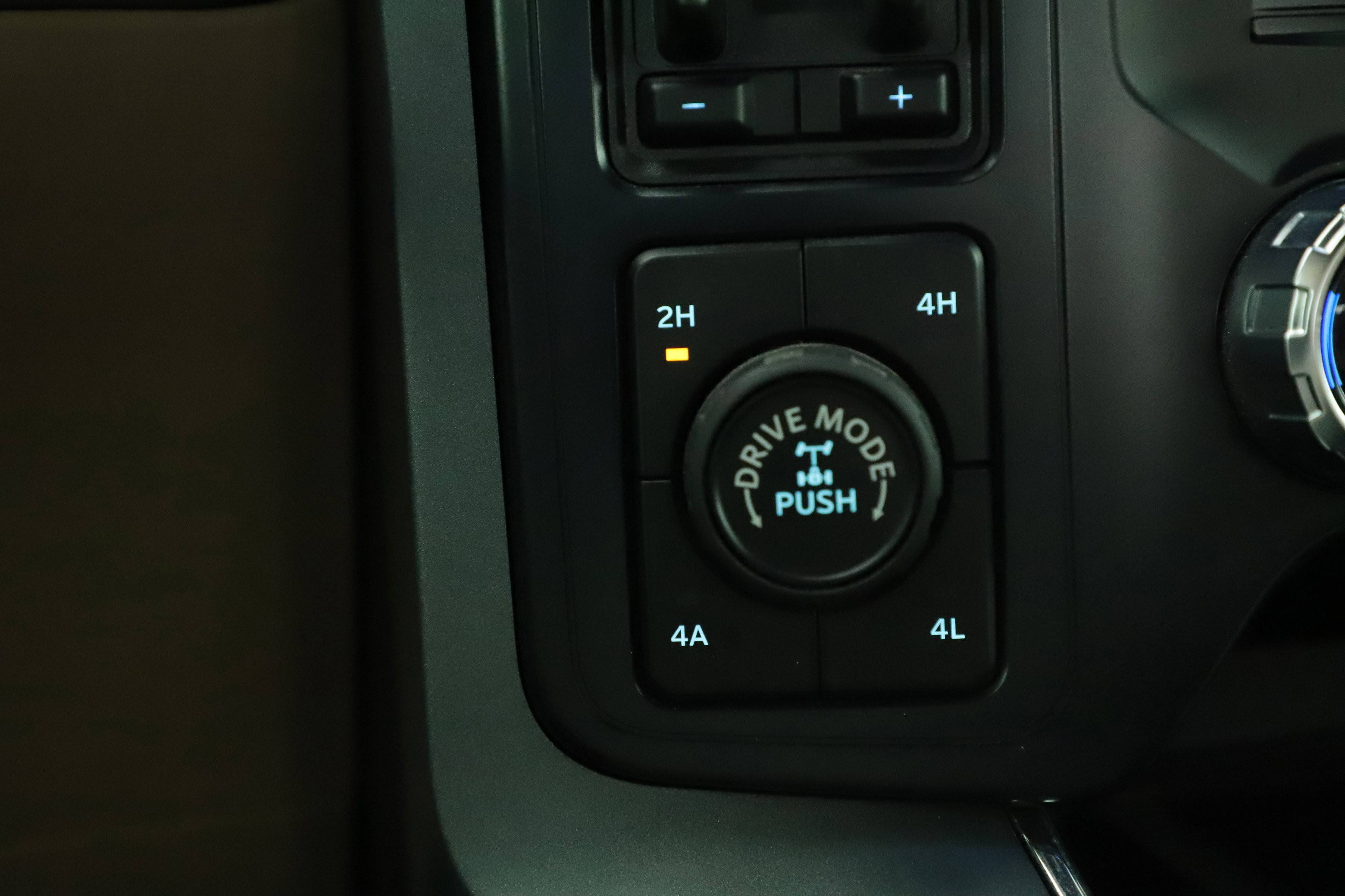 Certified 2022 Ford F150 Lariat image 25