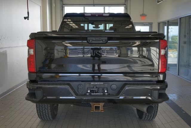 Used 2022 Chevrolet Silverado 2500 LT w/ Midnight Edition AWD/4WD image 12