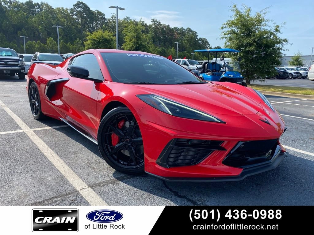 Used 2020 Chevrolet Corvette Stingray Preferred Cpe w/ 2LT Preferred Equipment Group RWD image 1