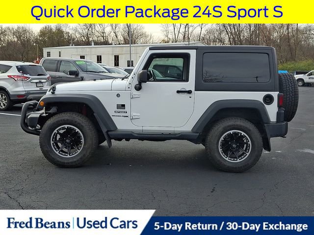 Used 2018 Jeep Wrangler Sport image 3