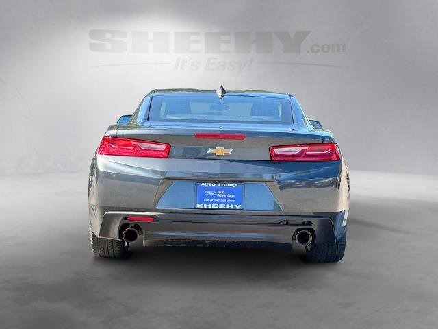 Used 2018 Chevrolet Camaro LT RWD image 11