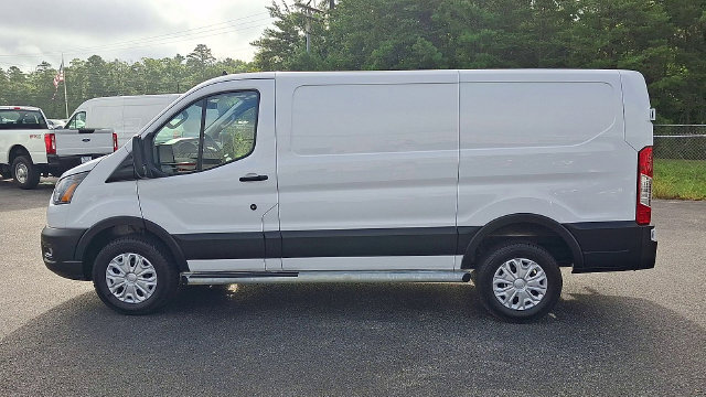 Certified 2025 Ford Transit 250 Low Roof w/ Exterior Upgrade Package RWD image 5