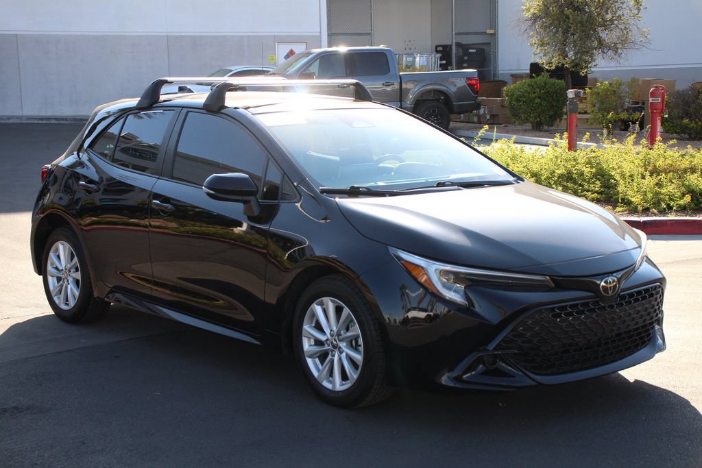 Used 2025 Toyota Corolla SE FWD image 11