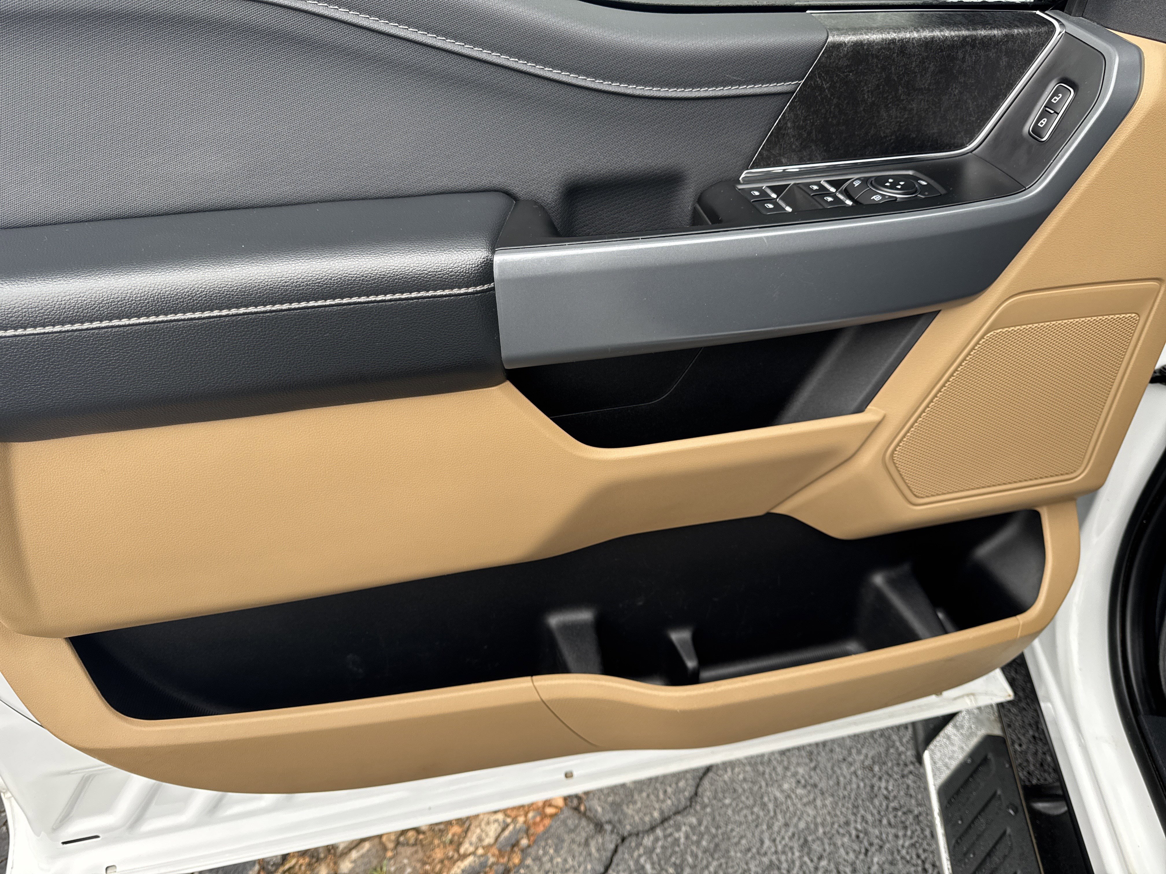 Certified 2023 Ford F150 XLT w/ Equipment Group 302A High image 9