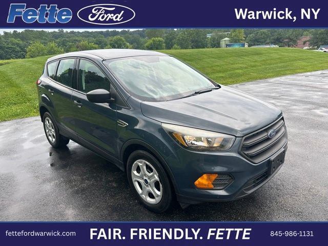 Certified 2019 Ford Escape S FWD image 4