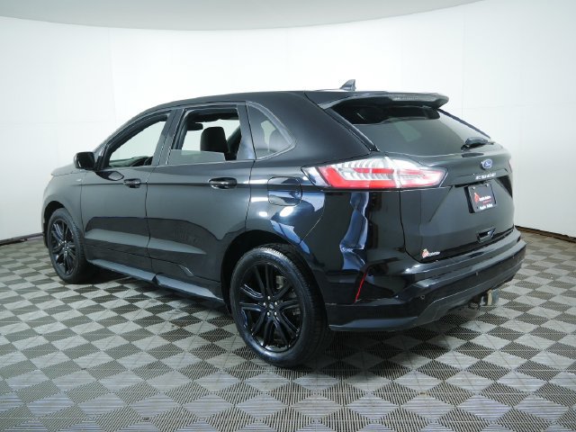 Certified 2022 Ford Edge ST-Line w/ Class II Trailer Tow Package AWD/4WD image 7